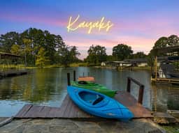 Rock N’ Roll Lake Haus | Lakefront, Kayaks, Decks - Holiday Home - Image 5