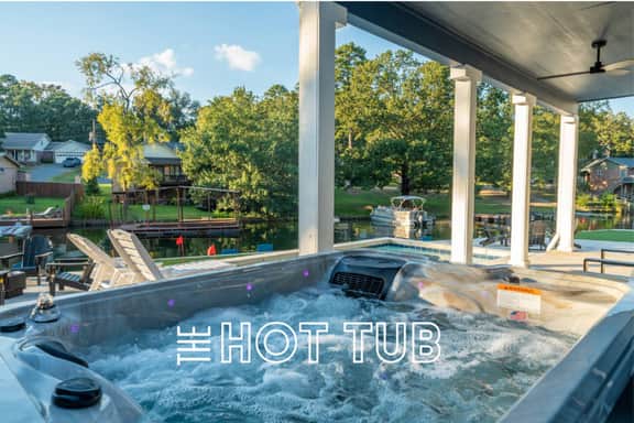 Heated Pool | MiniGolf | Hot Tub | Fire Pit | Lake - Holiday Home - Image 3
